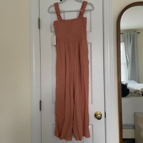 Aritzia Wilfred Chianti Smocked Jumpsuit Size M - NWT - Picture 1 of 5